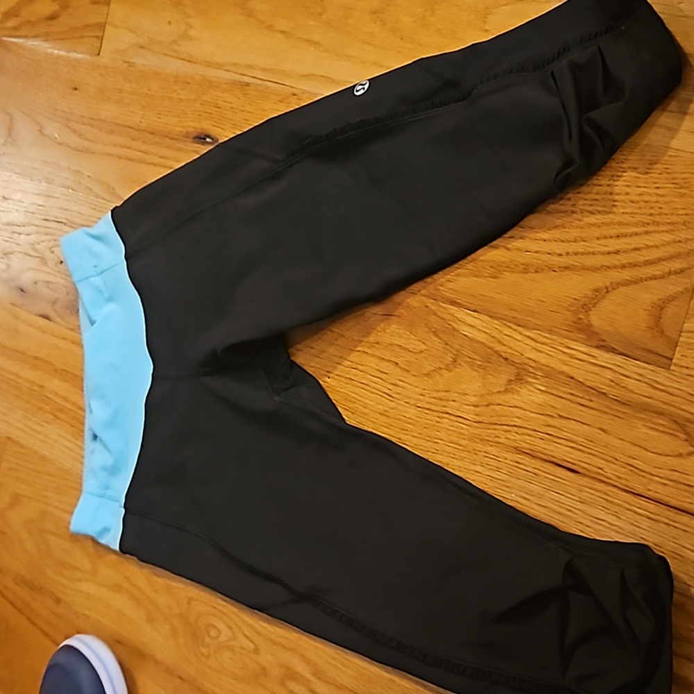 Lululemon crop pants